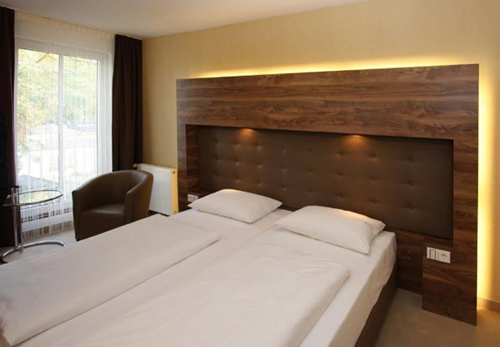 Conti - Partner Of Sorat Hotel